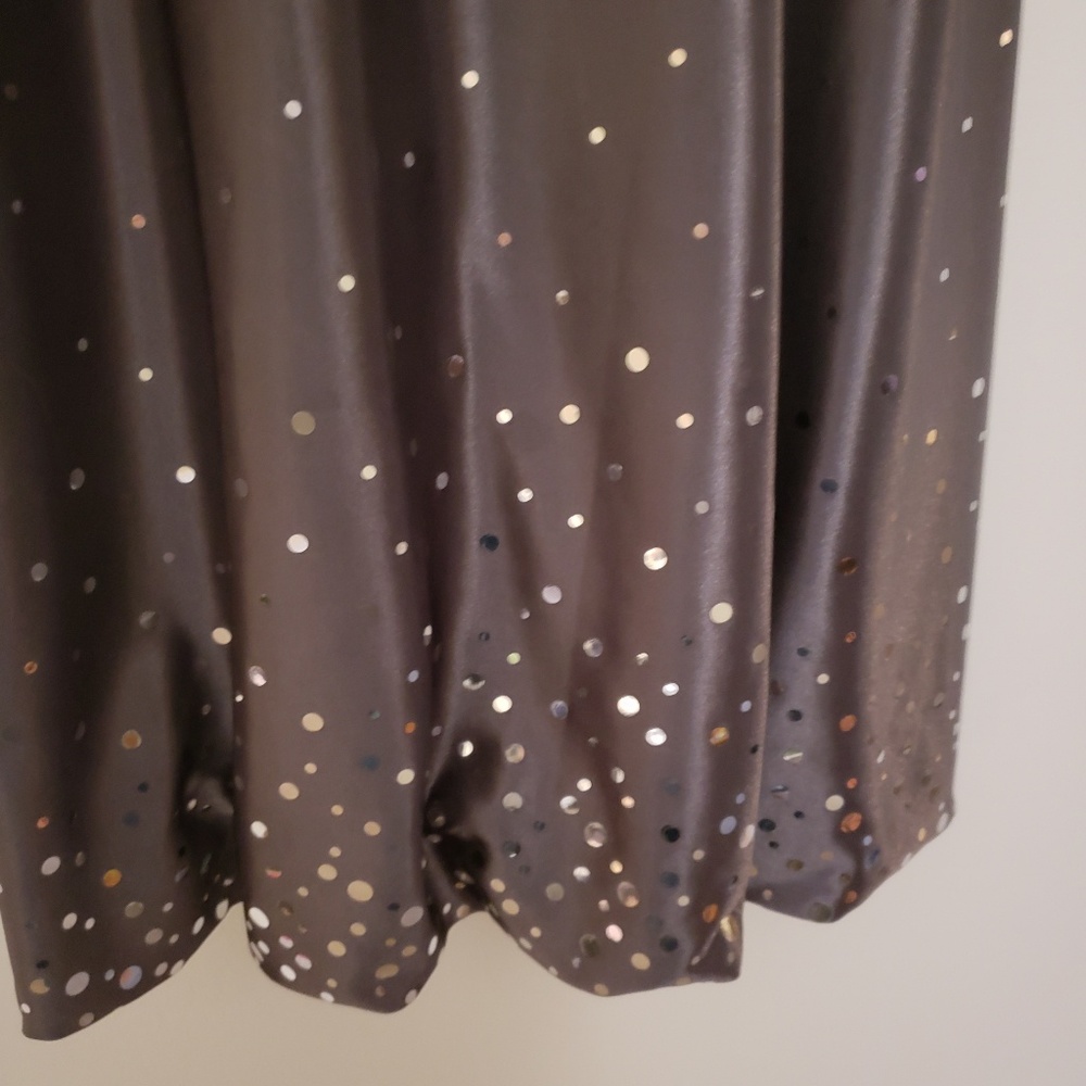 Dress - Picture 3 of 6